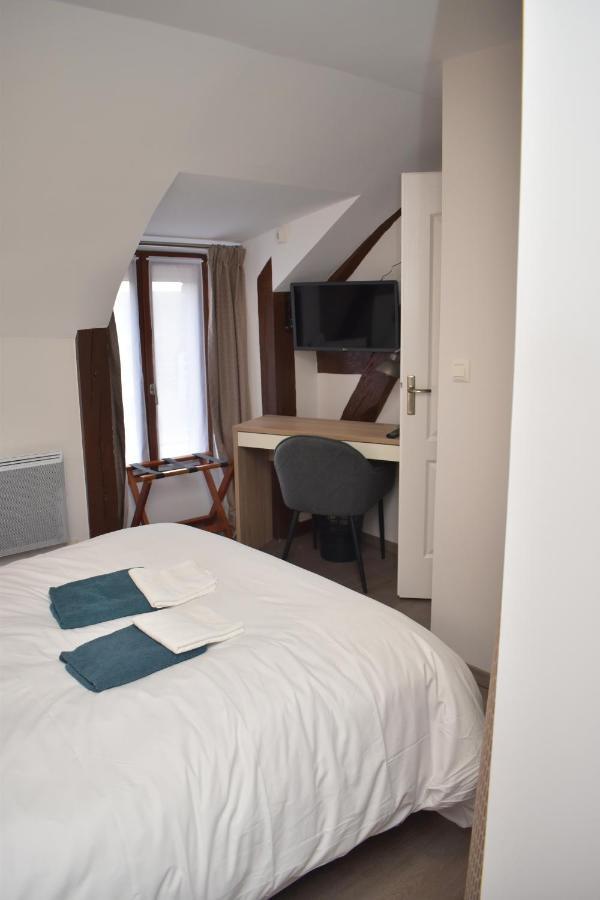 Auberge Saint Fergeux Gionges Luaran gambar