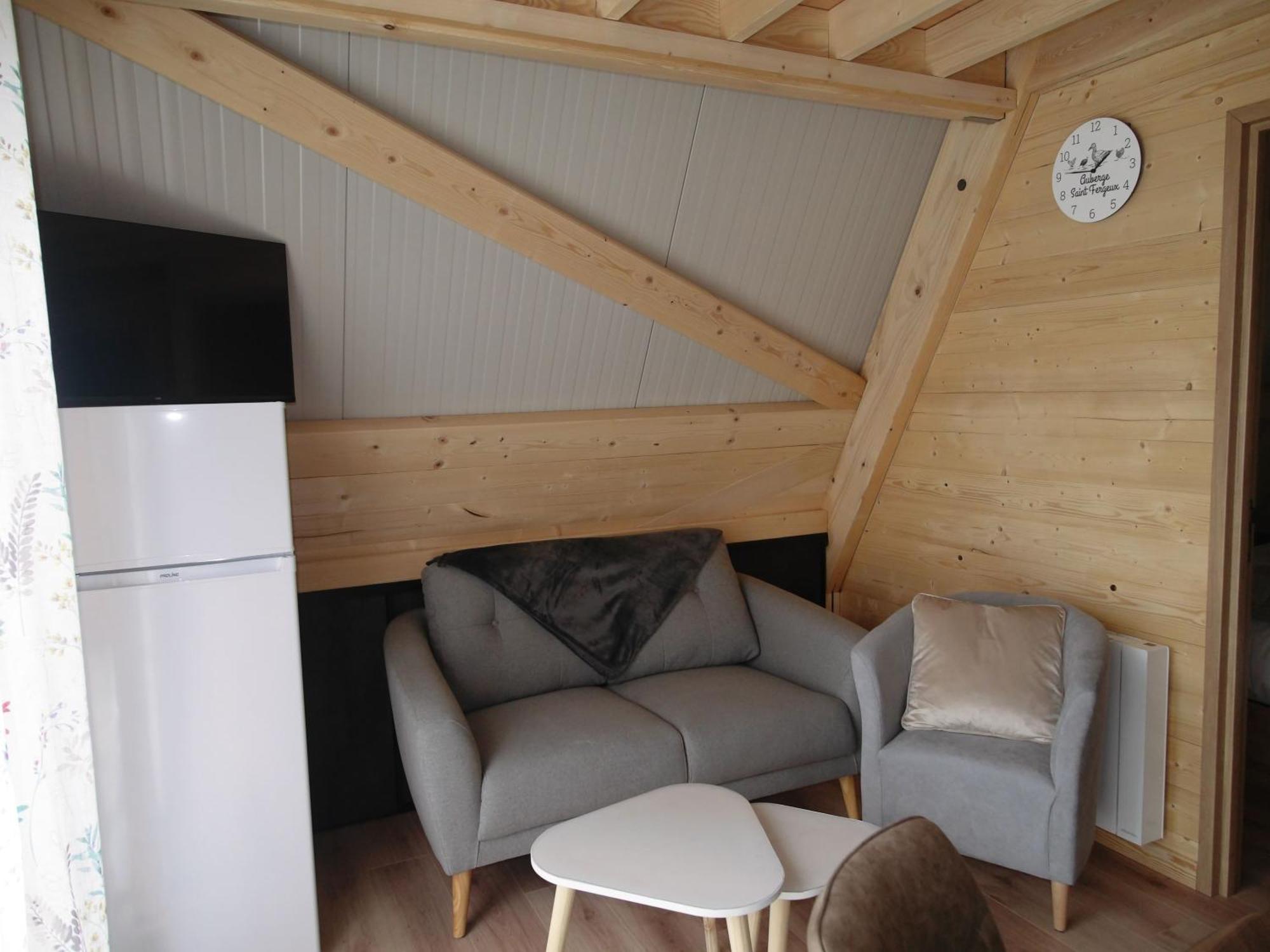 Auberge Saint Fergeux Gionges Luaran gambar