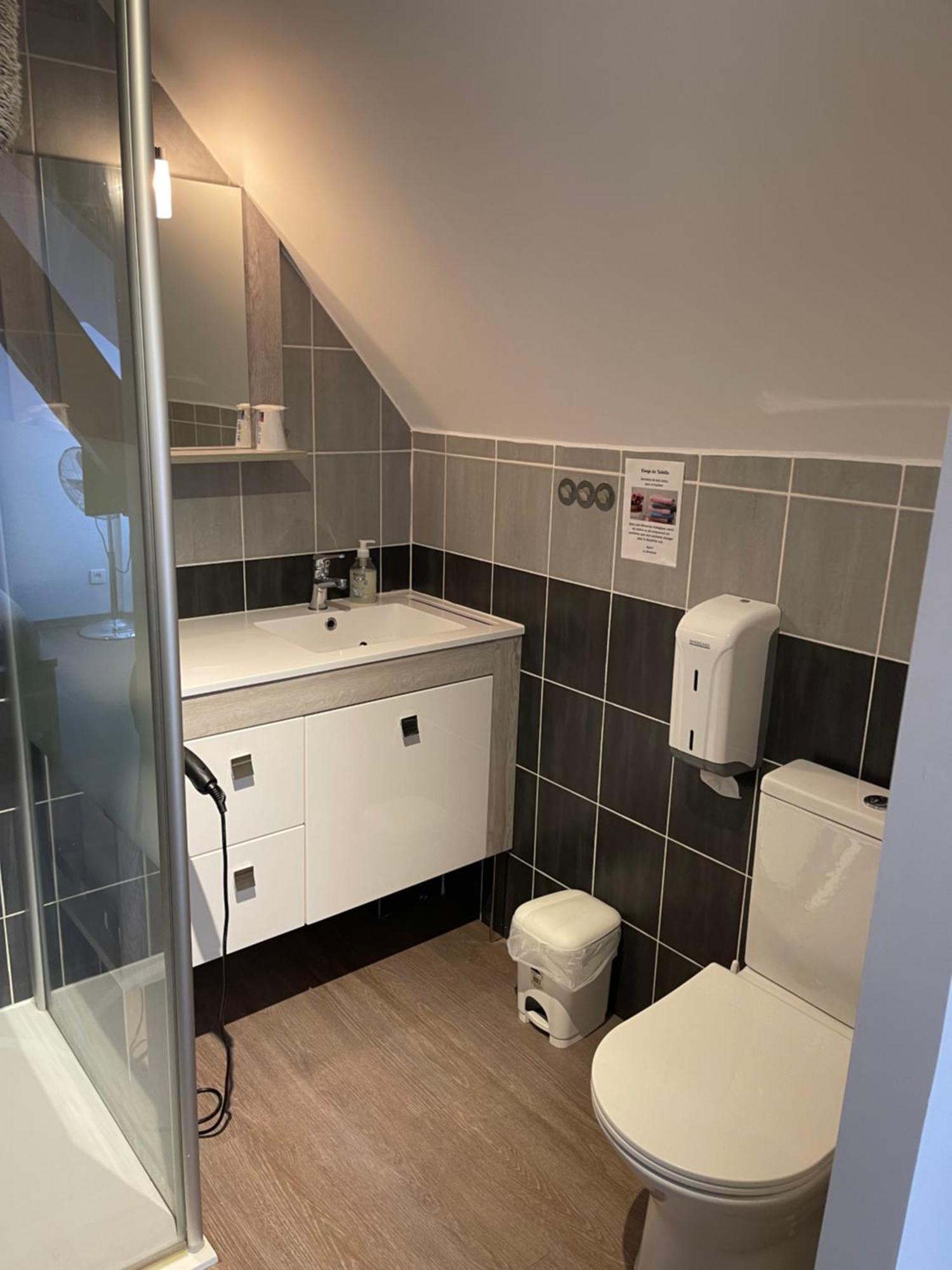 Auberge Saint Fergeux Gionges Luaran gambar