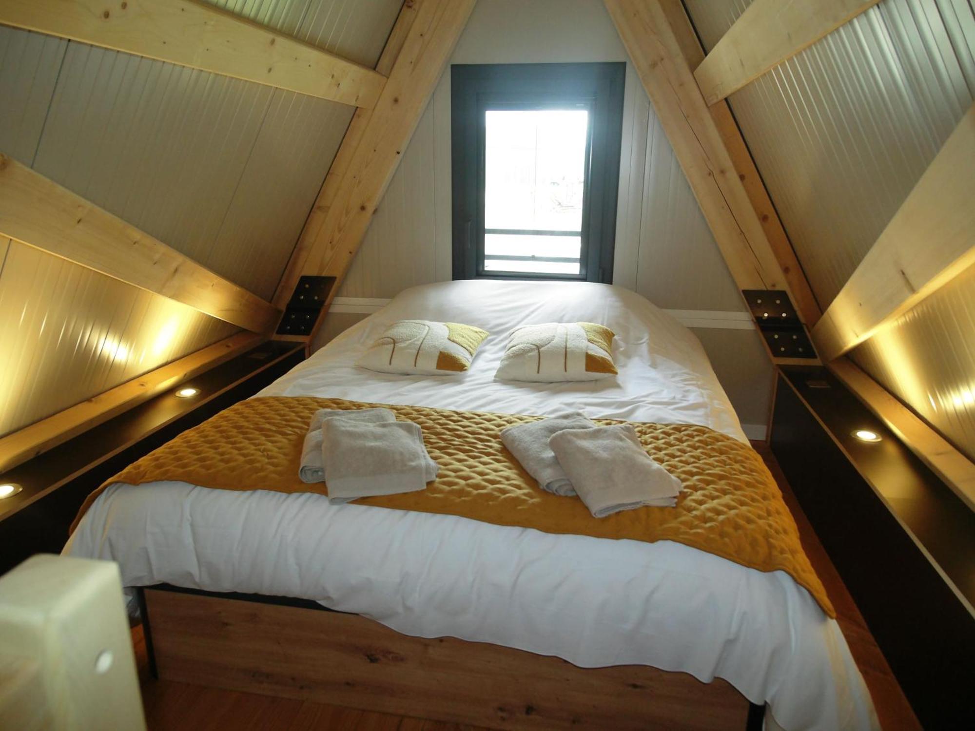 Auberge Saint Fergeux Gionges Luaran gambar