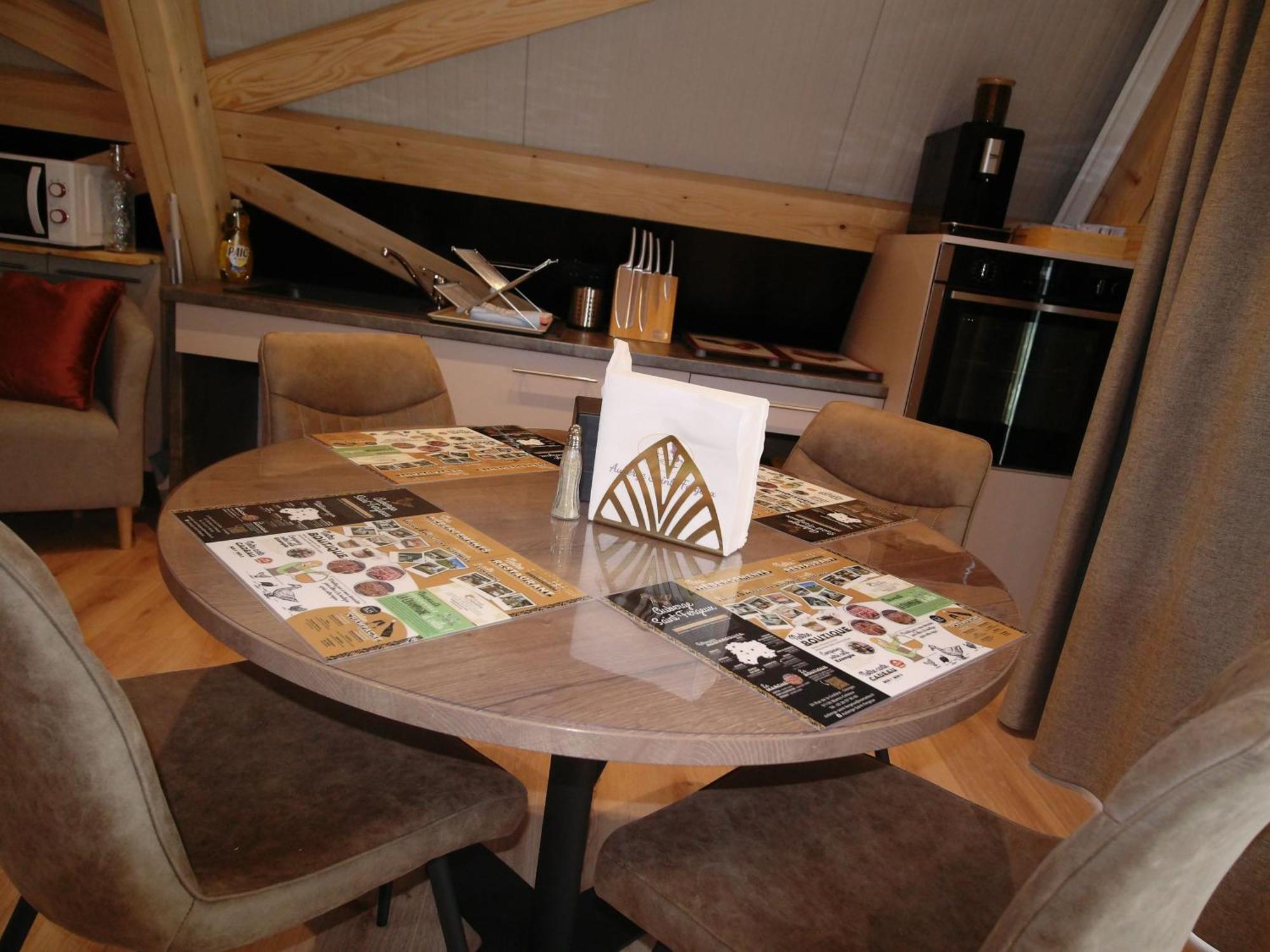 Auberge Saint Fergeux Gionges Luaran gambar