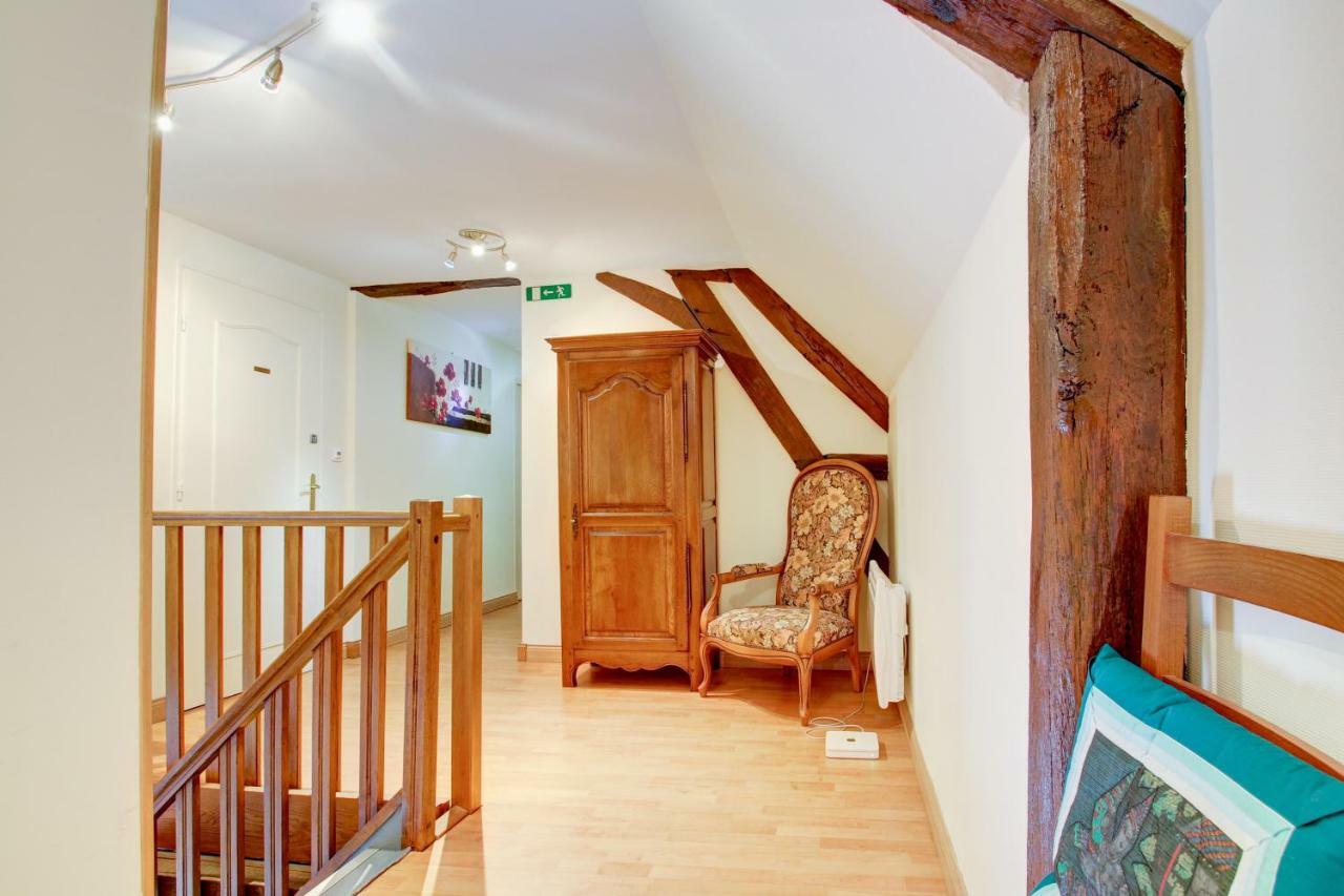 Auberge Saint Fergeux Gionges Luaran gambar